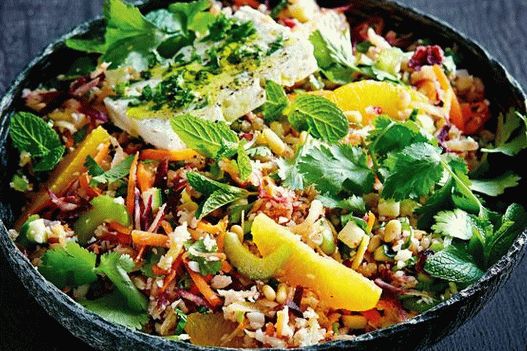 Photo Salad with beets, pears, fennel and hikama