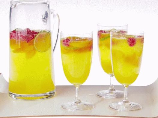 Photo of Sangria from peaches, raspberries and lime