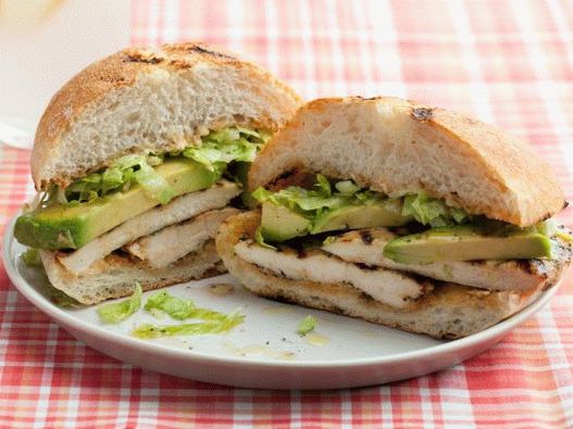 Photo Grilled Chicken Pepito Sandwiches