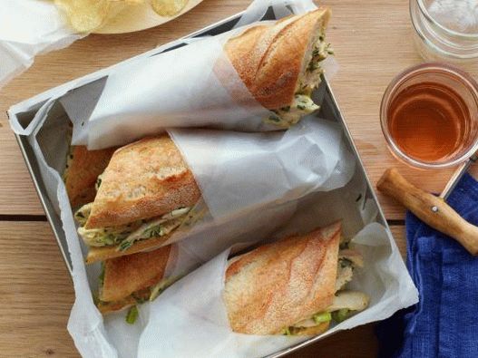 Photo Chicken Salad Sandwiches