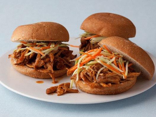 Photo Sandwiches with torn instant pork