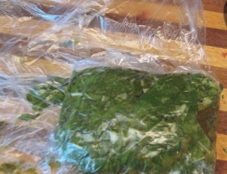 Sorrel for the winter without salt