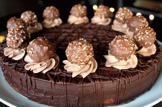 Photo Chocolate Cheesecake with Walnut Cake