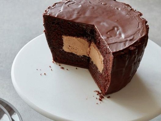 Photo Chocolate Cake with Peanut Butter