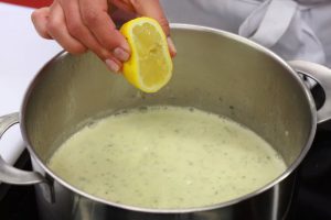 Pike in white sauce