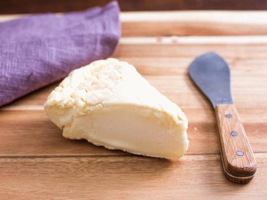 Photo Goat cheese at home