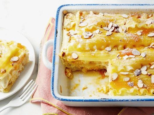 Photo Sweet Lasagna with apples and dried apricots for breakfast