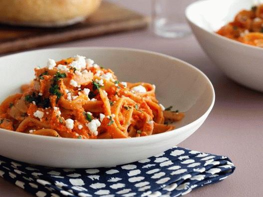 Photo creamy pasta fettuccine
