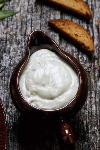Photo Creamy Sauce with Gorgonzola Cheese