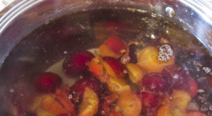 Plum compote