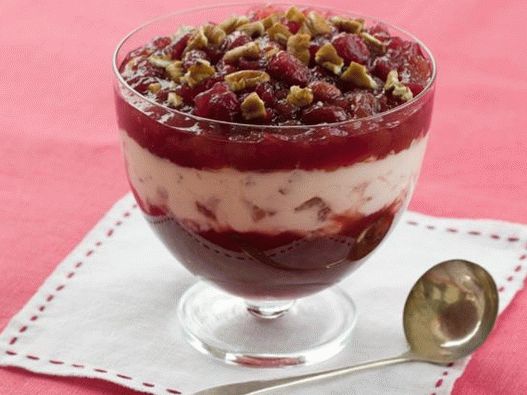 Photo Puff Cranberry Sauce