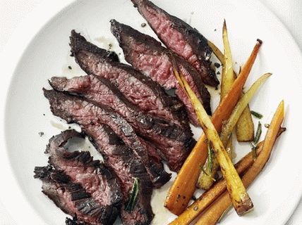 Photo Beef Brisket Steak with Vegetables
