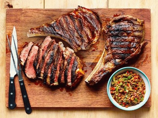 Photo Ribeye Steak with Caponata