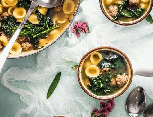 Photo Stuff with minced meat and rapini