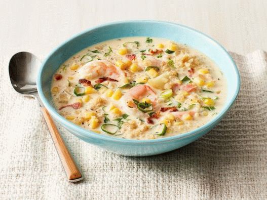 Photo Chowder Soup with Corn and Quinoa