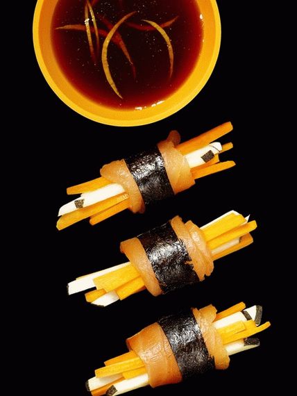 Photo of Carrot and Radish Sushi