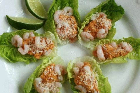 Thai appetizer MIANG KUM