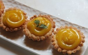 Tartlets with lemon