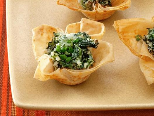 Photo of Tartlets with spinach and goat cheese