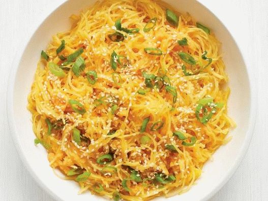 Photo Spaghetti Pumpkin with Ginger and Green Onions