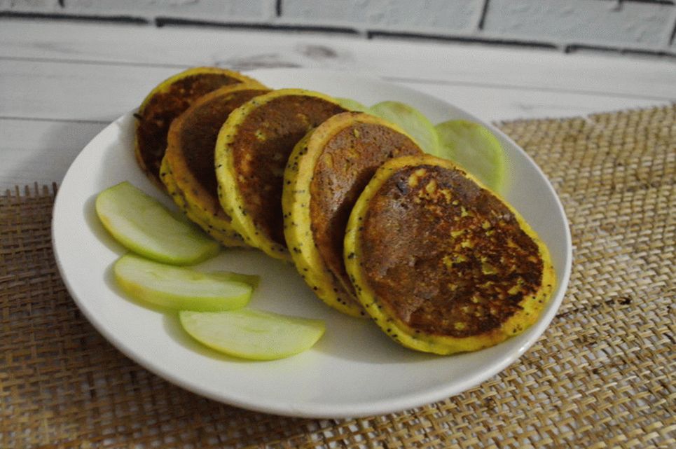 Pumpkin pancakes with poppy seeds