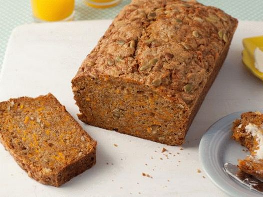 Photo Pumpkin bread with seeds