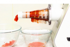 Tomato juice for the winter