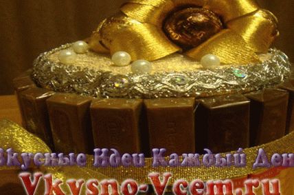 Golden Lily Cake