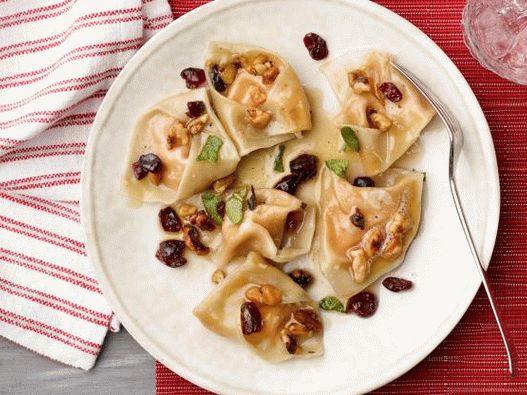 Photo of Tortellini with a sweet pumpkin filling and brown butter sauce