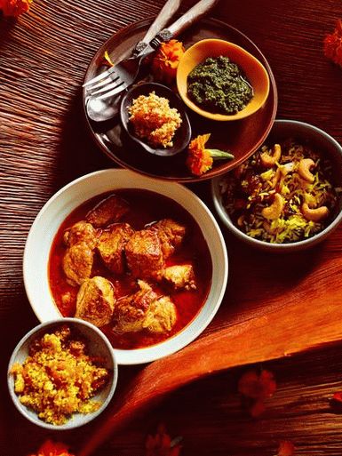 Photo Traditional Vindalo with pork and curry