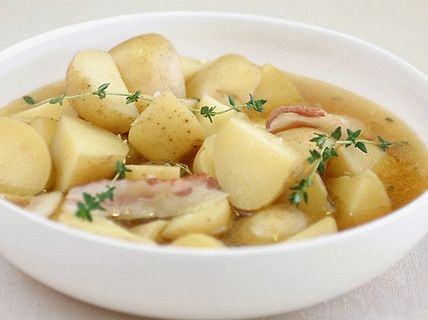 Photo Braised Potato with Thyme