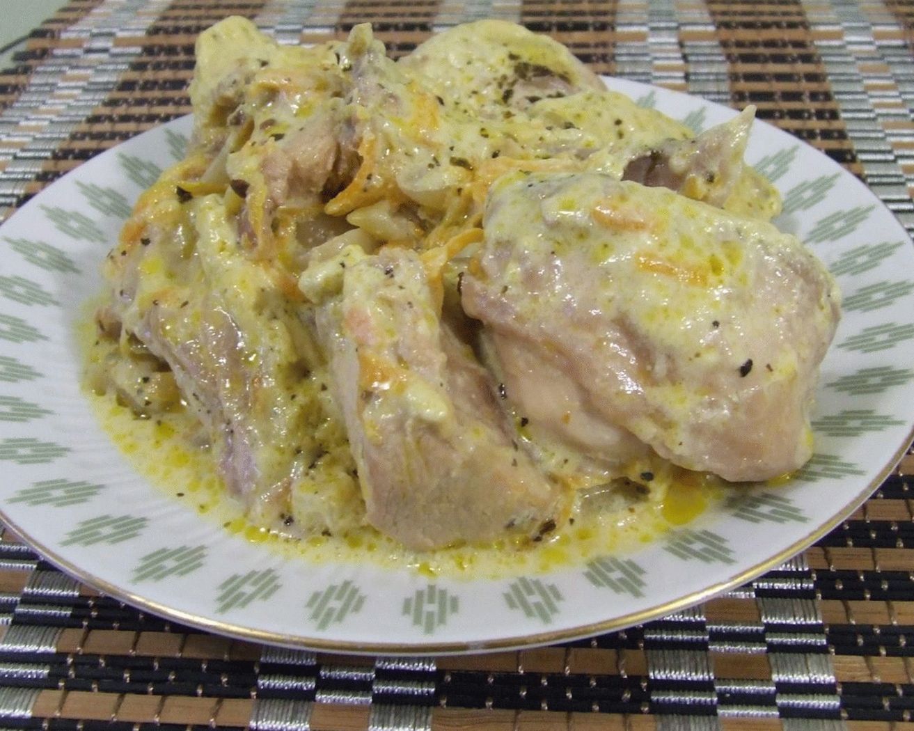 Stewed rabbit in milk