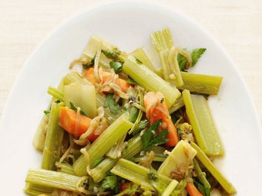 Photo stewed celery