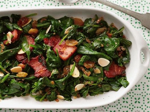 Photo Braised Spinach in Butter with Bacon