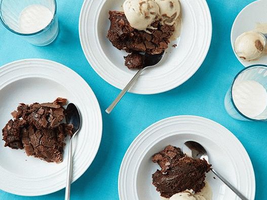Photo Slow-moving Brownie in a slow cooker