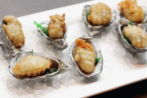 Photo of Oyster in tempura test with dressing