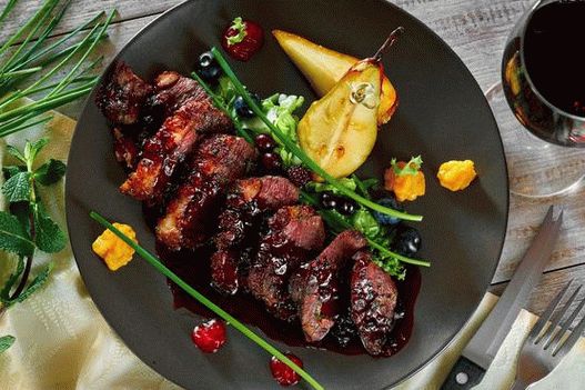 Photo Grilled duck breast in spices