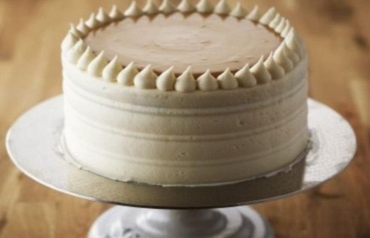 Photo of vanilla birthday cake with patissiere cream