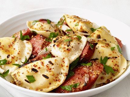 Photo of Vareniki and grilled sausage