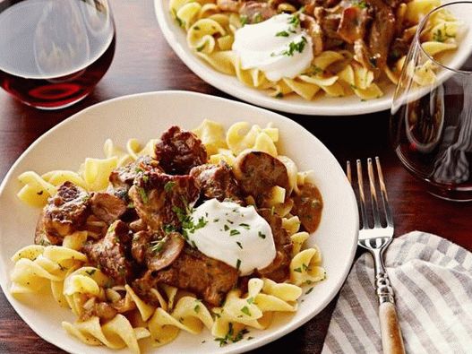 Beef stroganoff