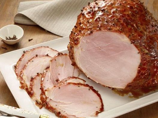 Photo Ham in glaze with cloves