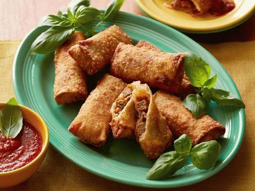 Dish Photography - Egg Rolls with Meatballs