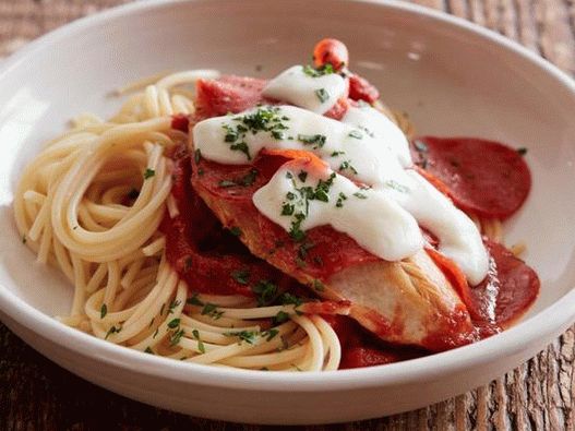 Photo of the dish - Chicken with pepperoni
