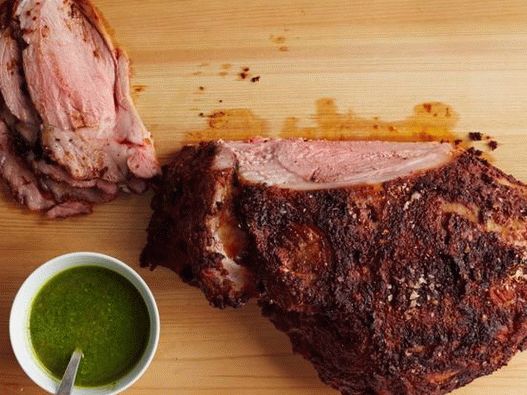 Photo of the dish - Roast lamb leg in paprika with mint sauce