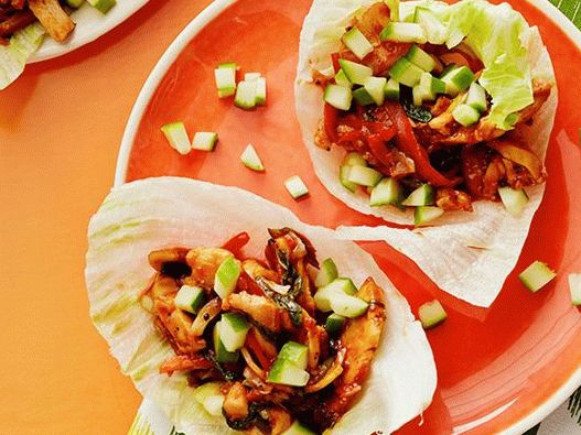 Thai style wrap leaves with glazed chicken