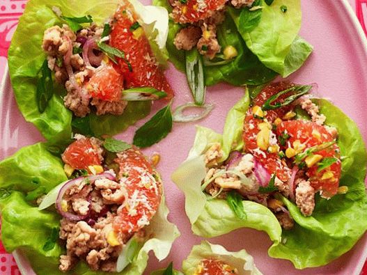 Photo of Wraps with pork and grapefruit salsa