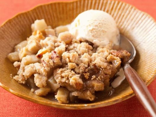 Photo Apple crisp with pecans
