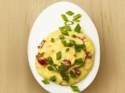 Photo of Eggs Stuffed with Cheese and Pepper