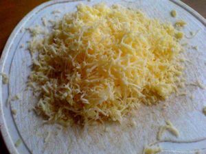 Pepper appetizer with cheese