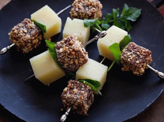Photo of the dish - Skewers with Spanish cheese and quince marmalade